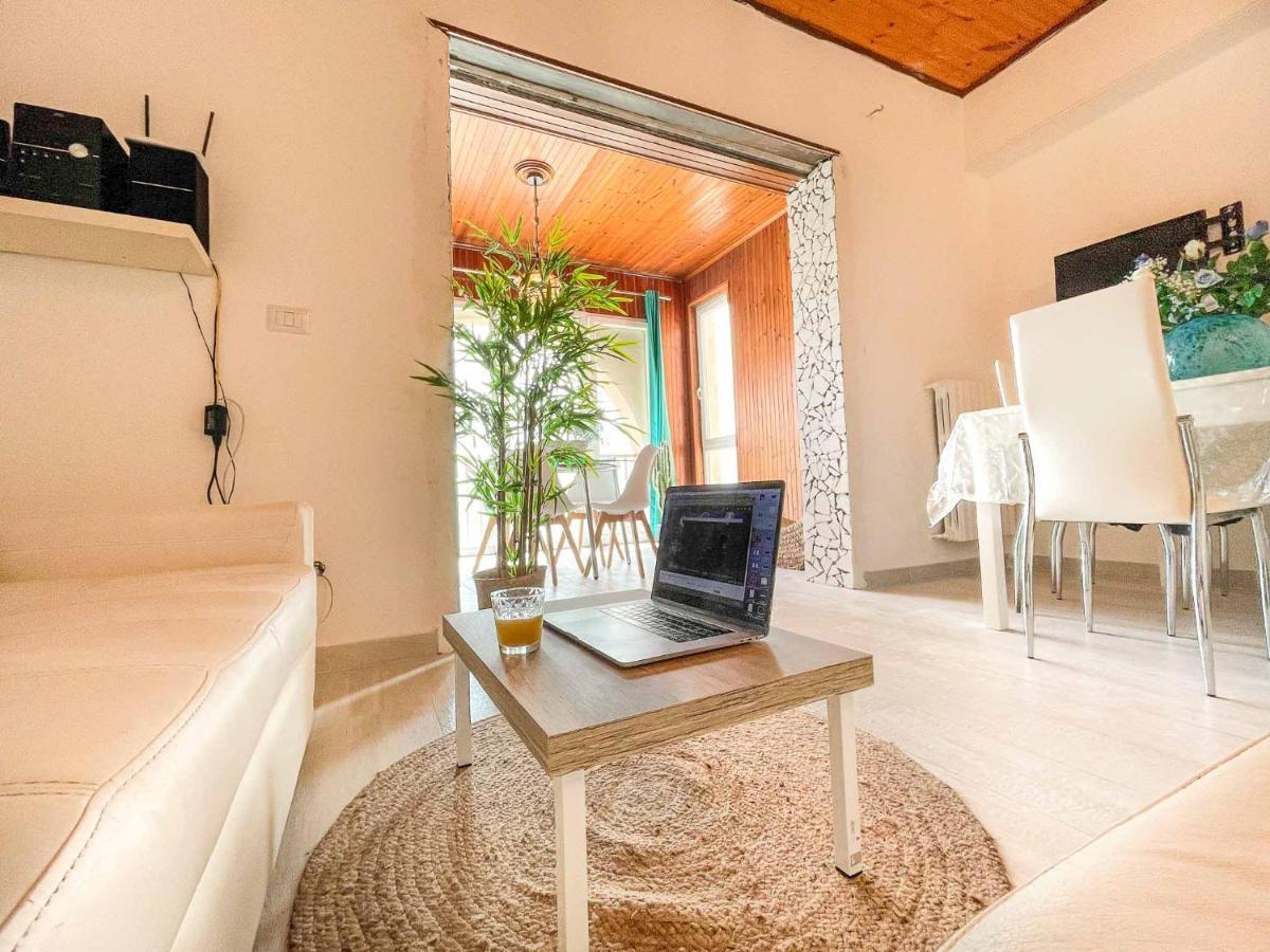 Athena Sea Front Apartment, Parking & Pool Lago Patria Extérieur photo